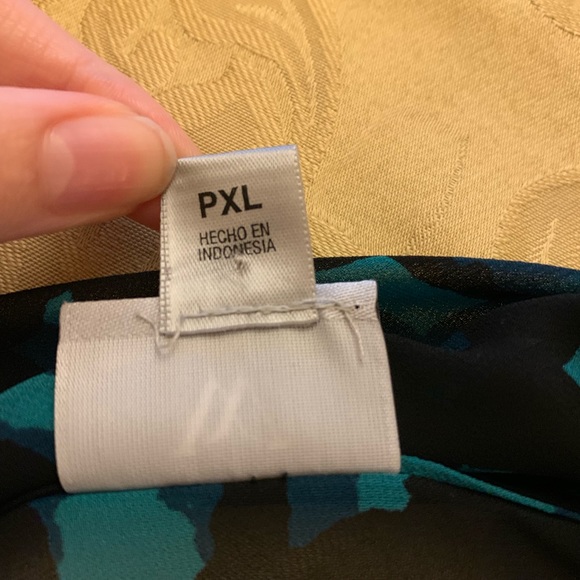 🍒 Worthington Black and Blue Sheer Blouse - Picture 6 of 7